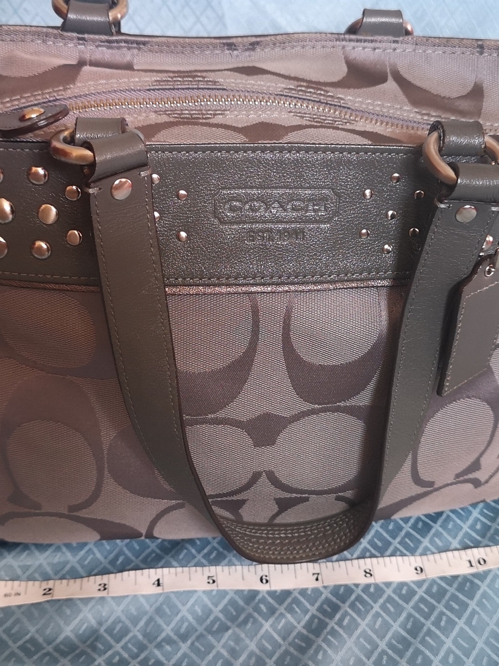 Authentic Coach  Signature Tote with Stud Accents